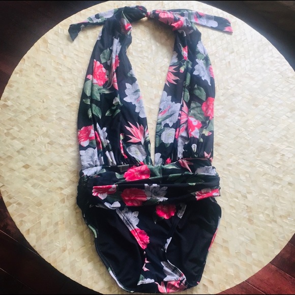 Vince Camuto Multi Color Floral Bathing Suit. - Picture 10 of 16